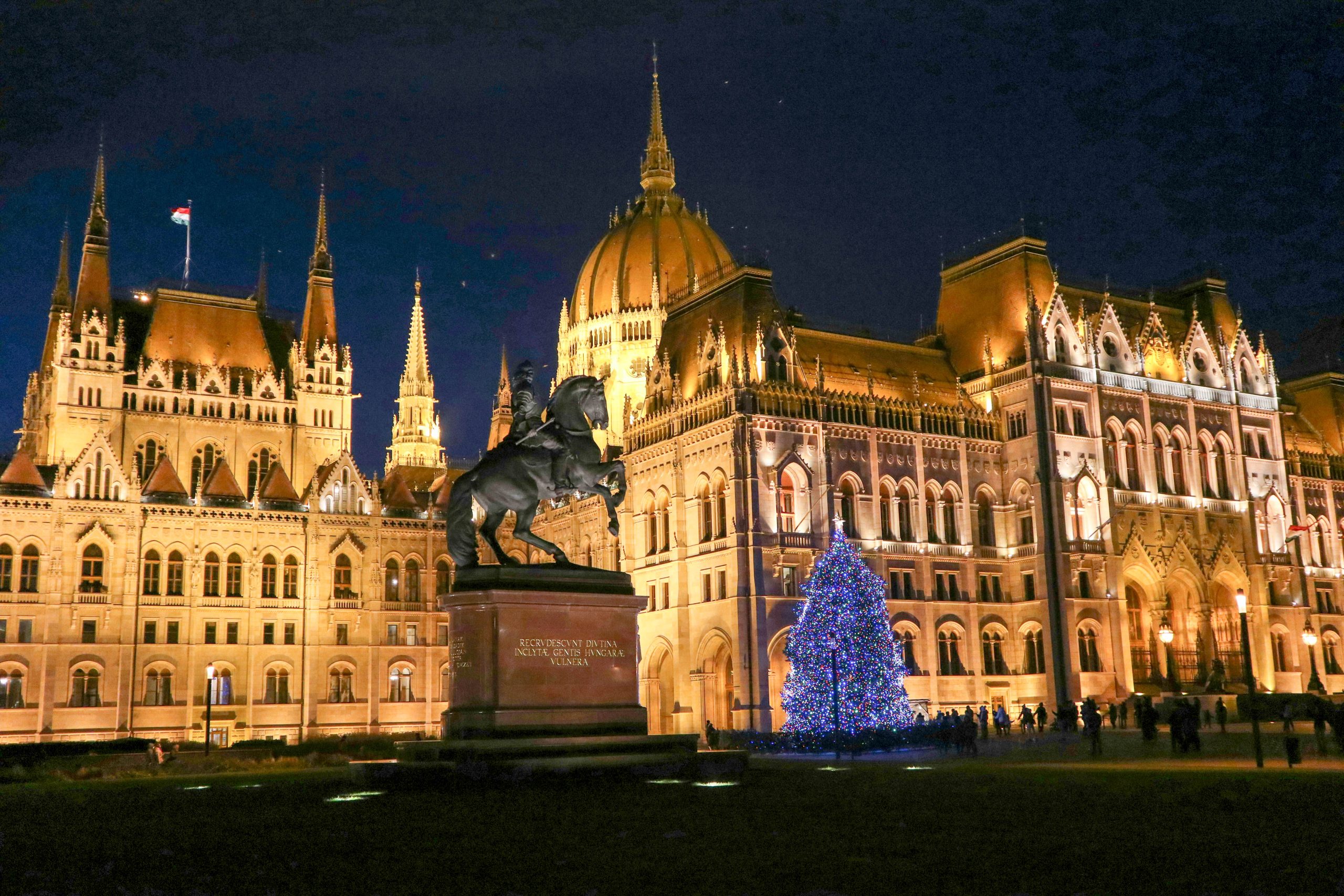 Hungary Budapest Christmas unsplash